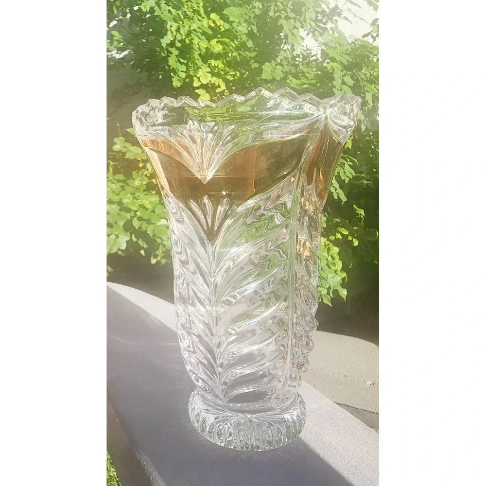 Crystal Vase Anna Hutte‎ Germany Gold Trim Accents 6.25